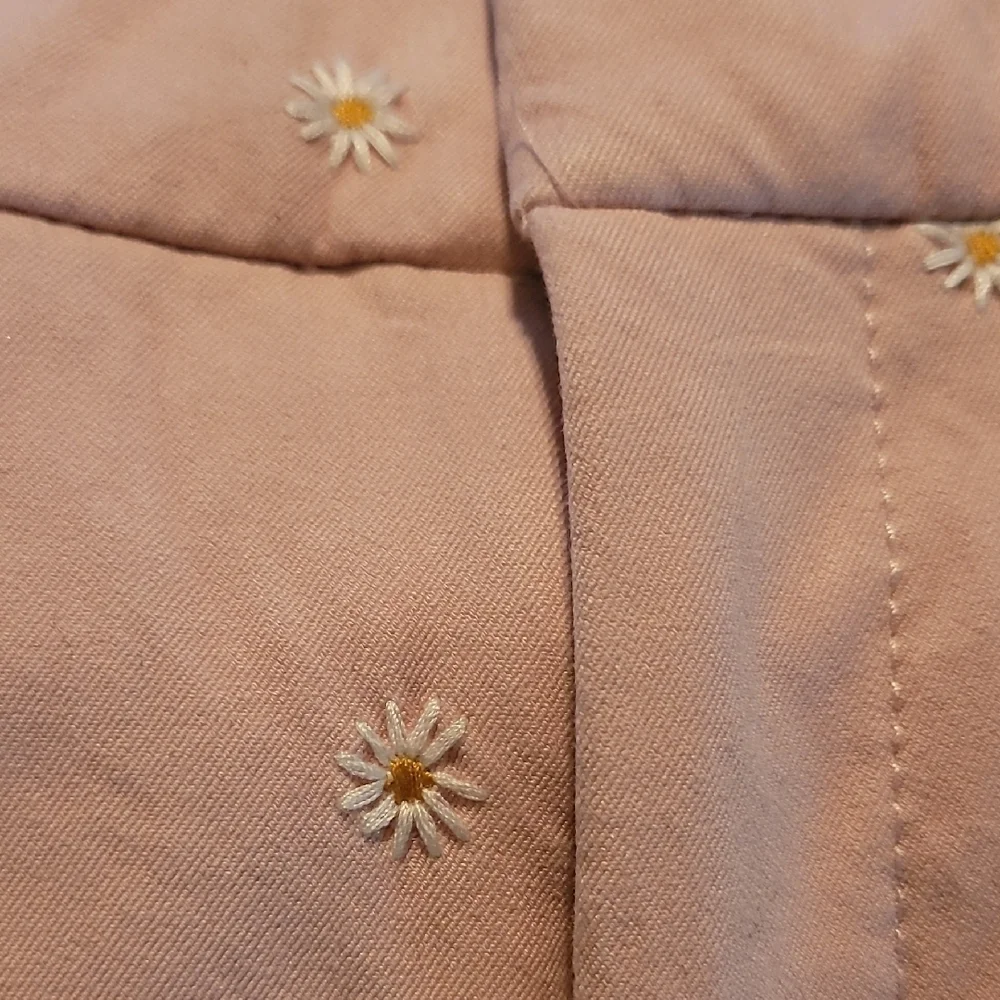 Pink Embroidered Pants - Picture 3 of 5